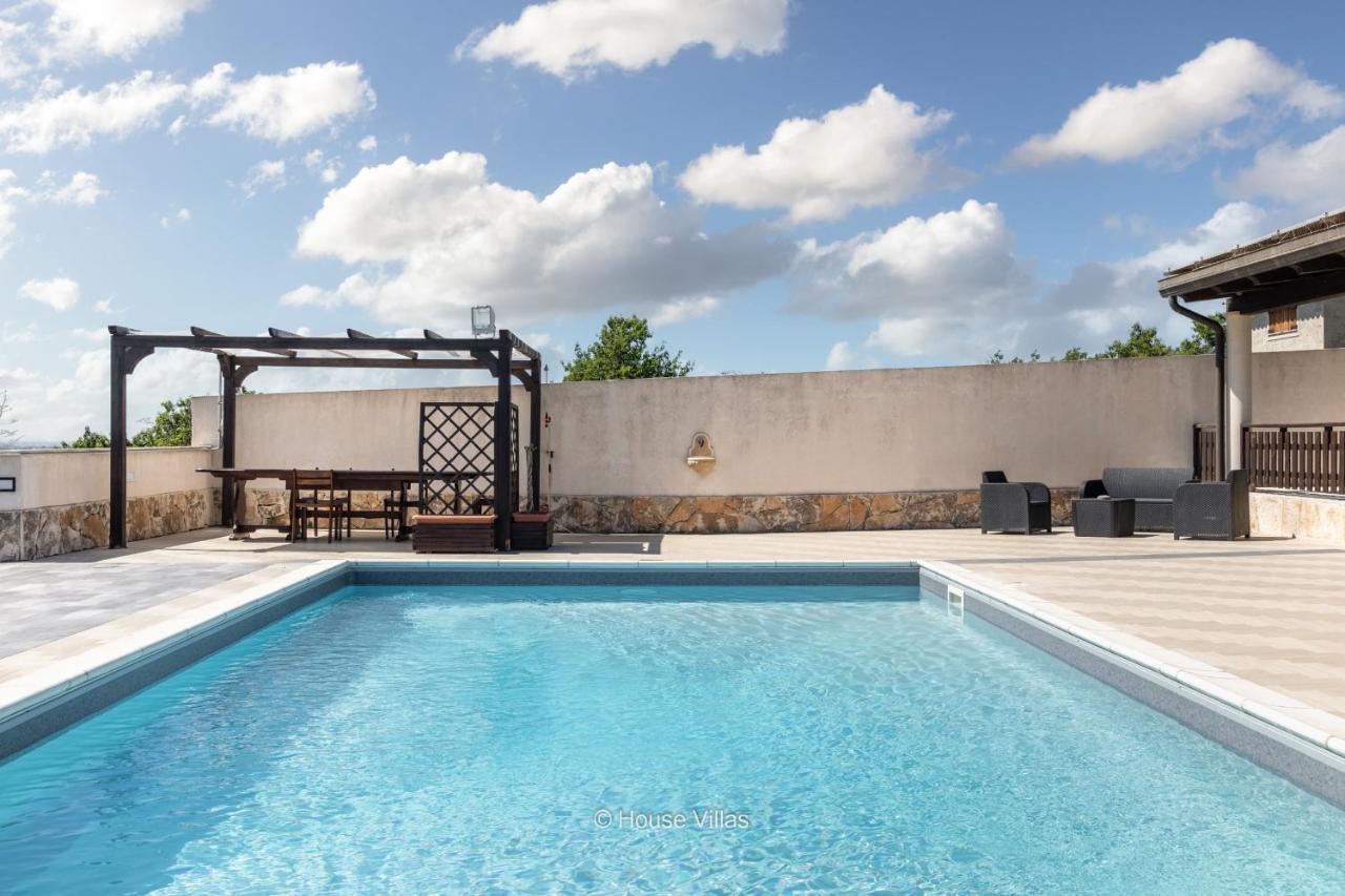 House&Villas - Villa Zora أفولا المظهر الخارجي الصورة